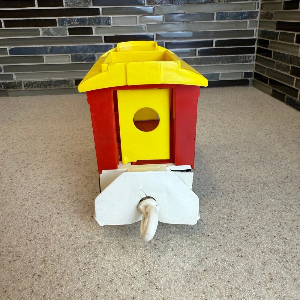 Vintage Fisher Price Circus Train 991 Engine Cage‎ Car Caboose 3 Piece Set
